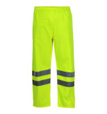 Pantalon reflectorizant impermeabil / verde - l